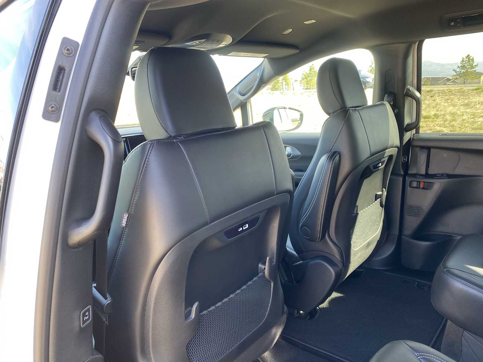 Thumbnail: 2026 Chrysler Pacifica - 32