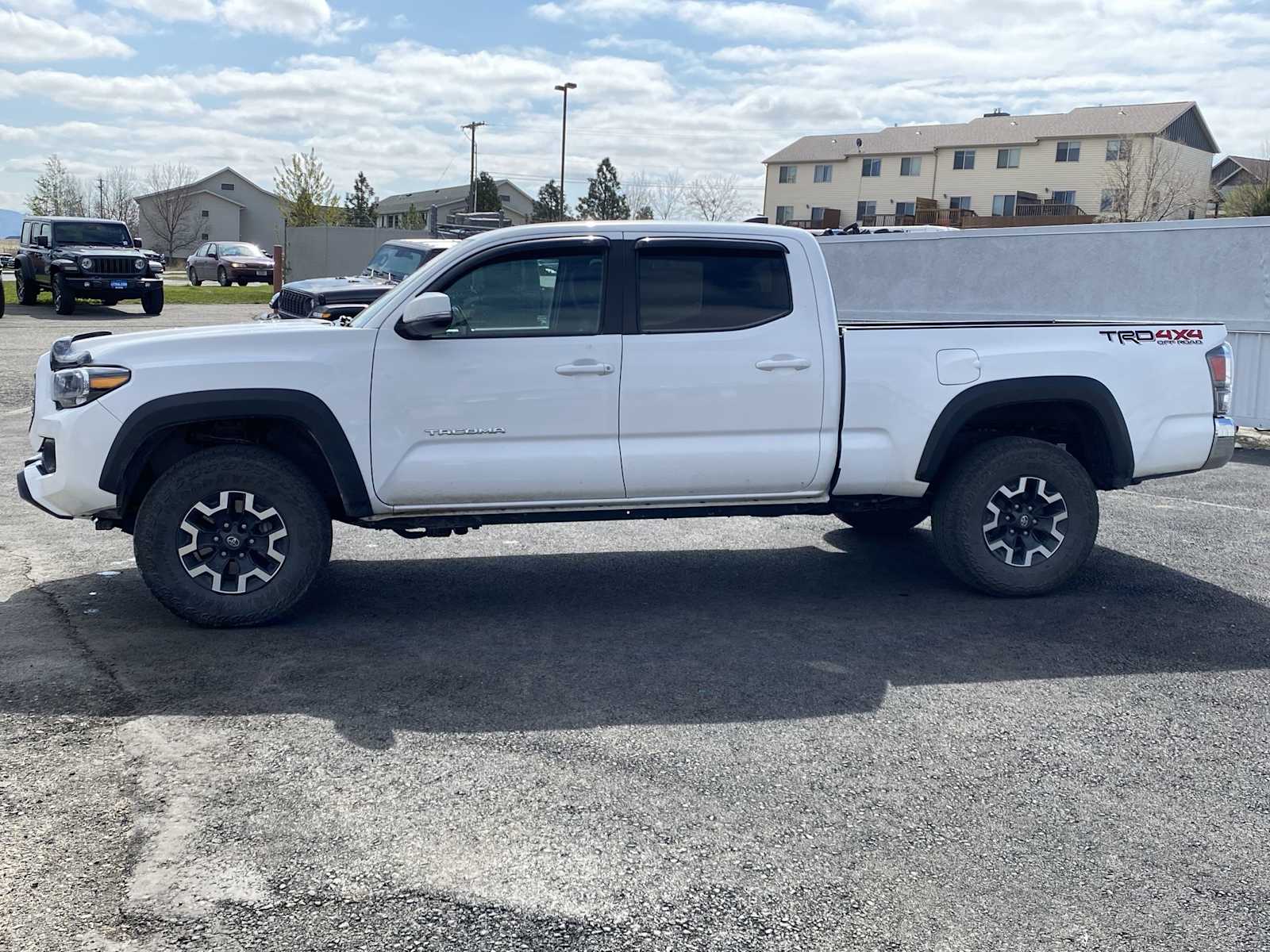 Thumbnail: 2023 Toyota Tacoma - 10