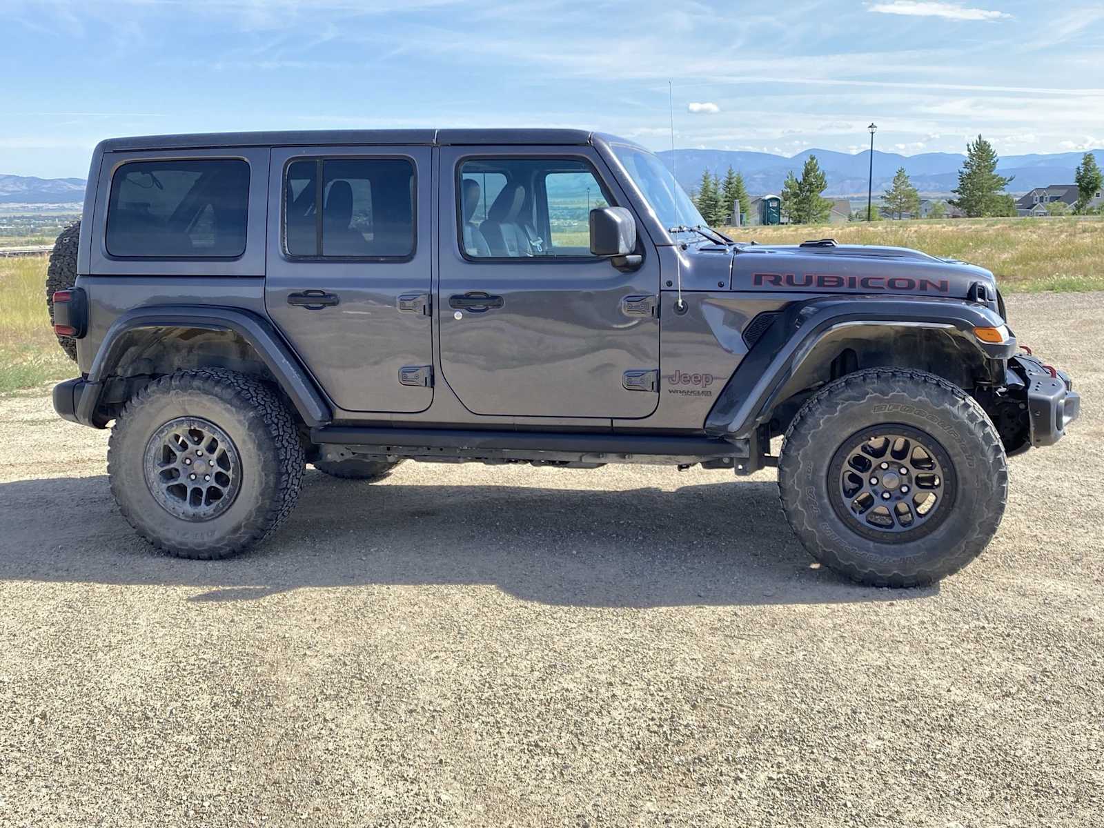 Thumbnail: 2022 Jeep Wrangler - 21