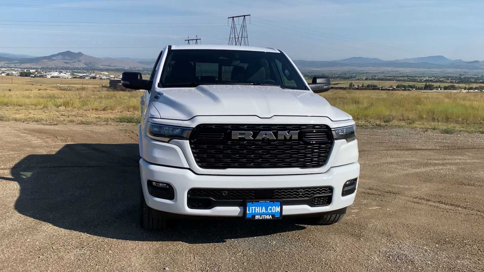Thumbnail: 2026 RAM 1500 - 3