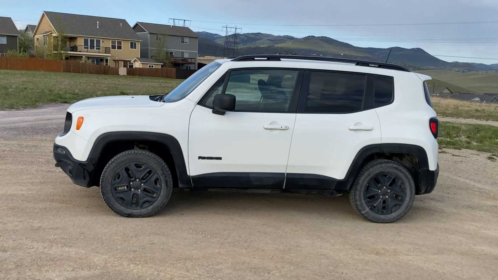Thumbnail: 2018 Jeep Renegade - 5