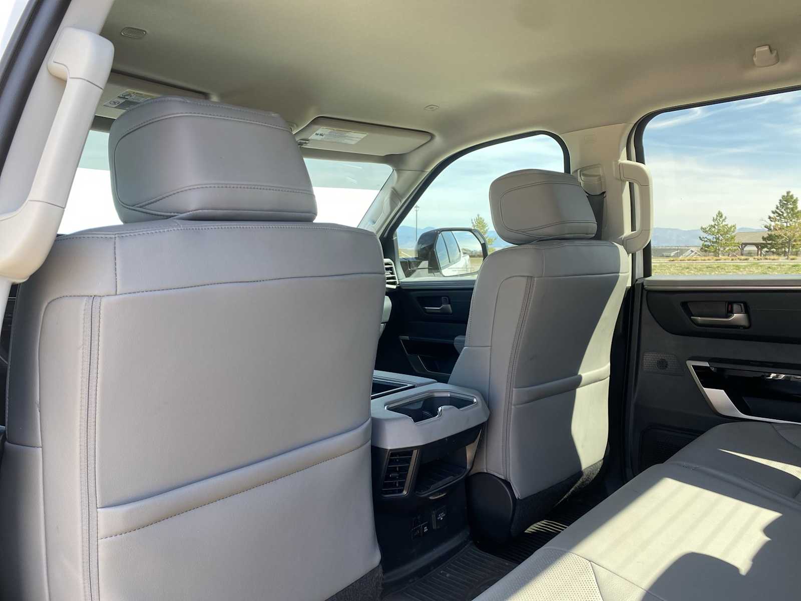 Thumbnail: 2024 Toyota Tundra - 32