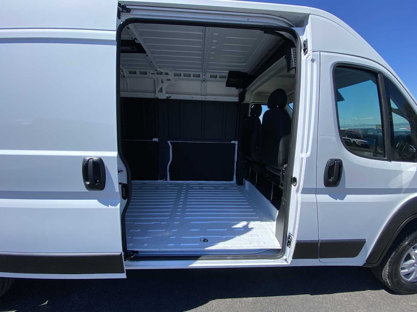 Thumbnail: 2025 RAM ProMaster - 15