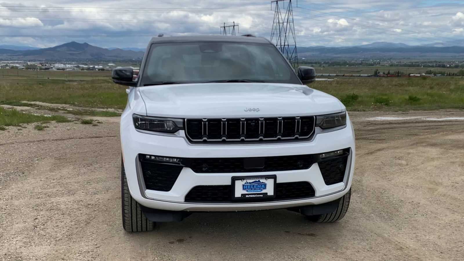 Thumbnail: 2026 Jeep Grand Cherokee - 3