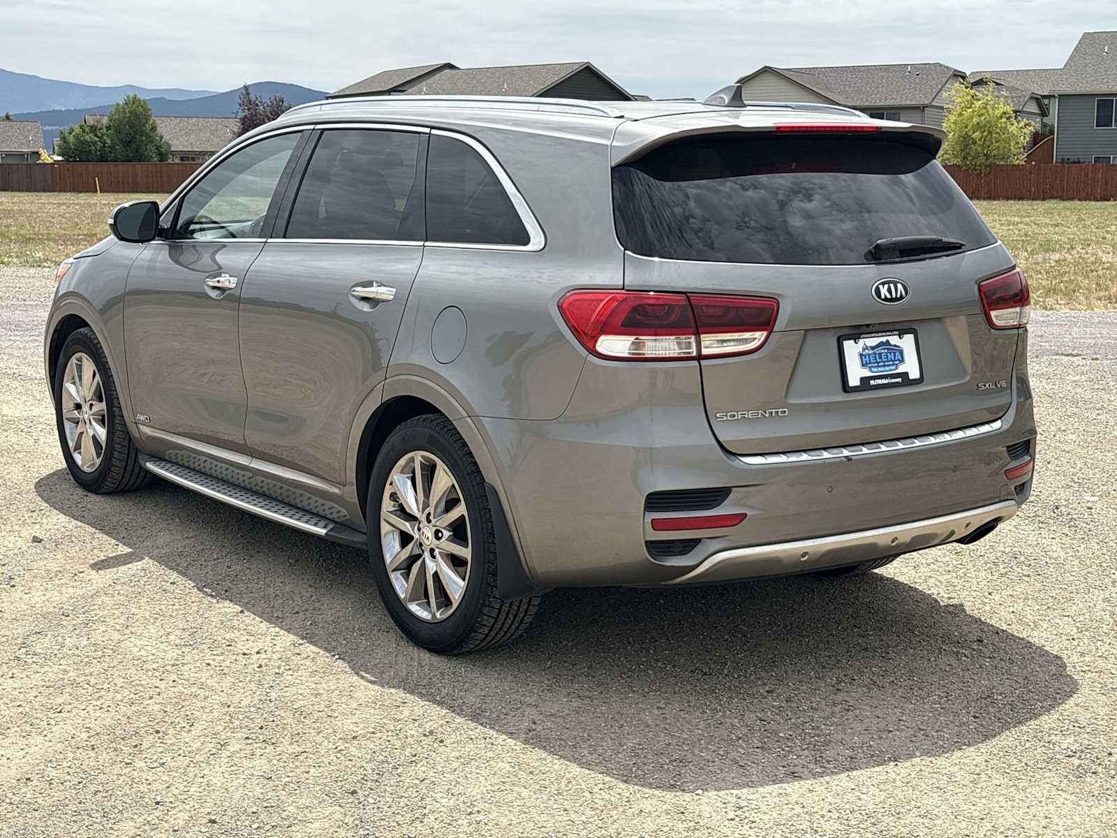 Thumbnail: 2017 Kia Sorento - 12