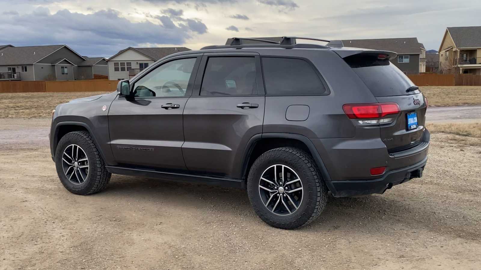 Thumbnail: 2017 Jeep Grand Cherokee - 6