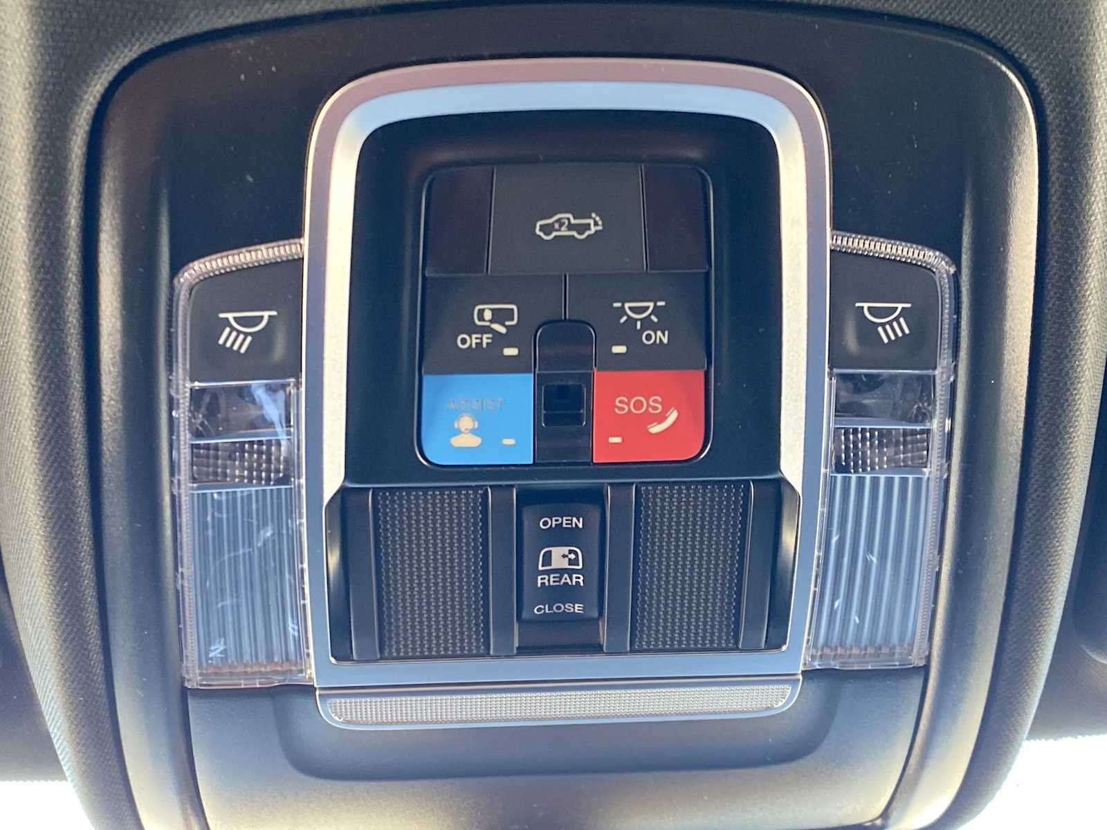 Thumbnail: 2026 RAM 1500 - 27