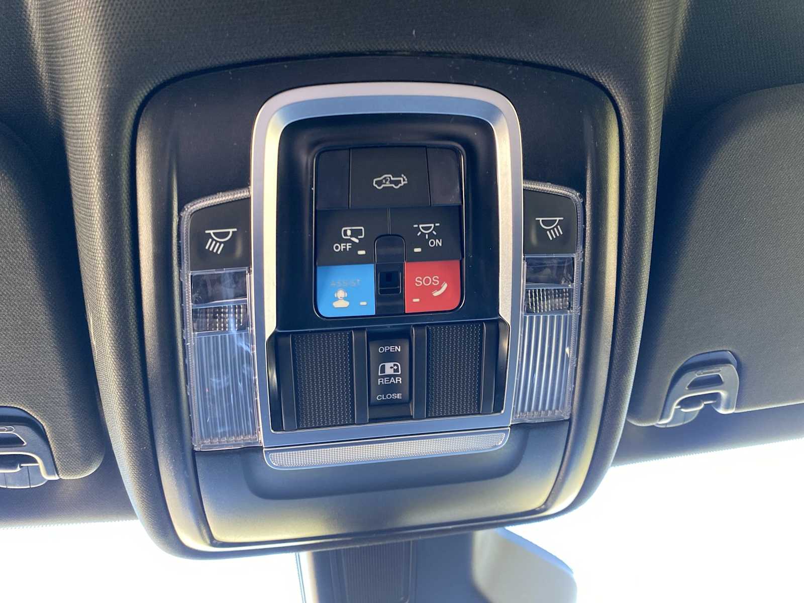 Thumbnail: 2026 RAM 1500 - 27