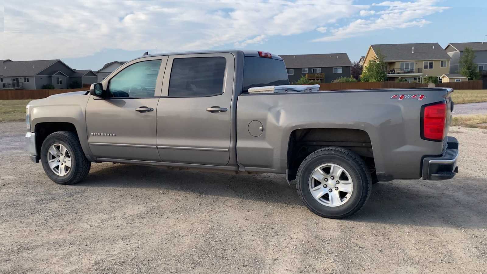 Thumbnail: 2017 Chevrolet Silverado 1500 - 6