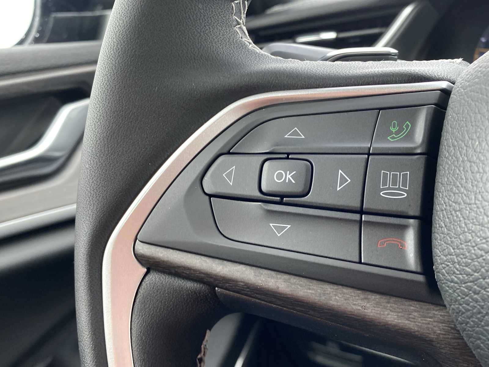 Thumbnail: 2025 Jeep Grand Cherokee - 22