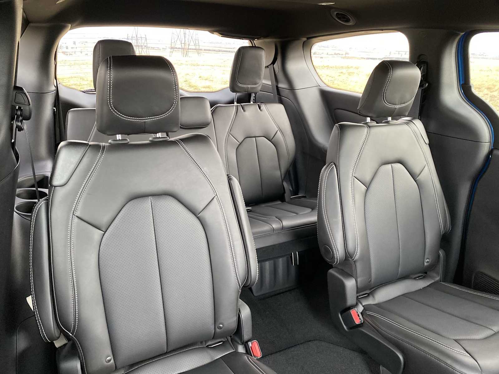 Thumbnail: 2026 Chrysler Pacifica - 34