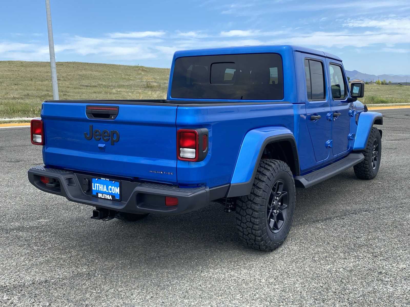 Thumbnail: 2025 Jeep Gladiator - 12