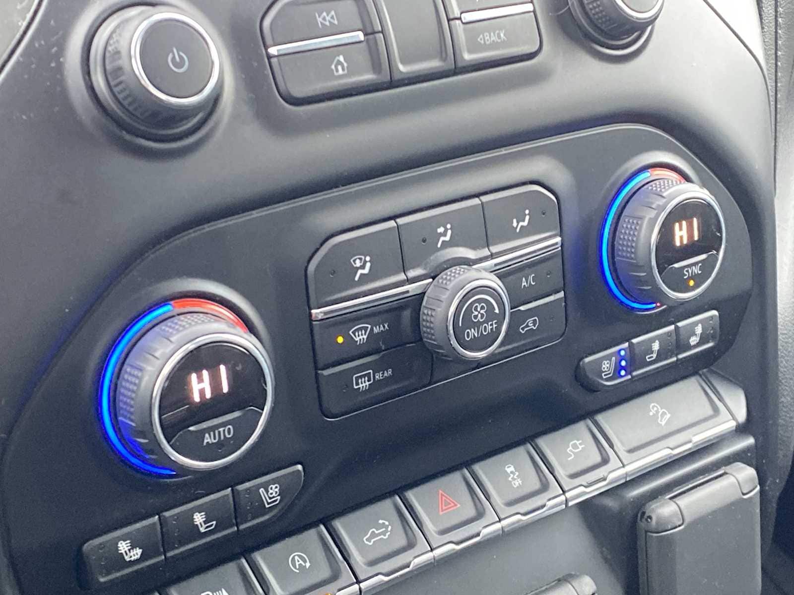 Thumbnail: 2020 Chevrolet Silverado 1500 - 26