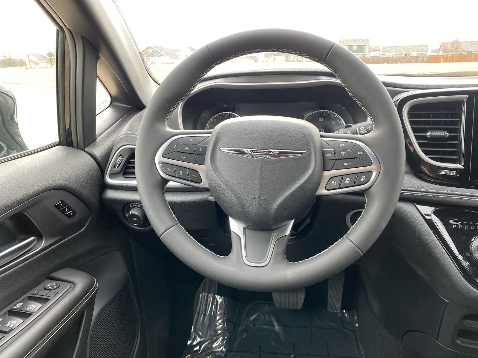 Thumbnail: 2026 Chrysler Pacifica - 29