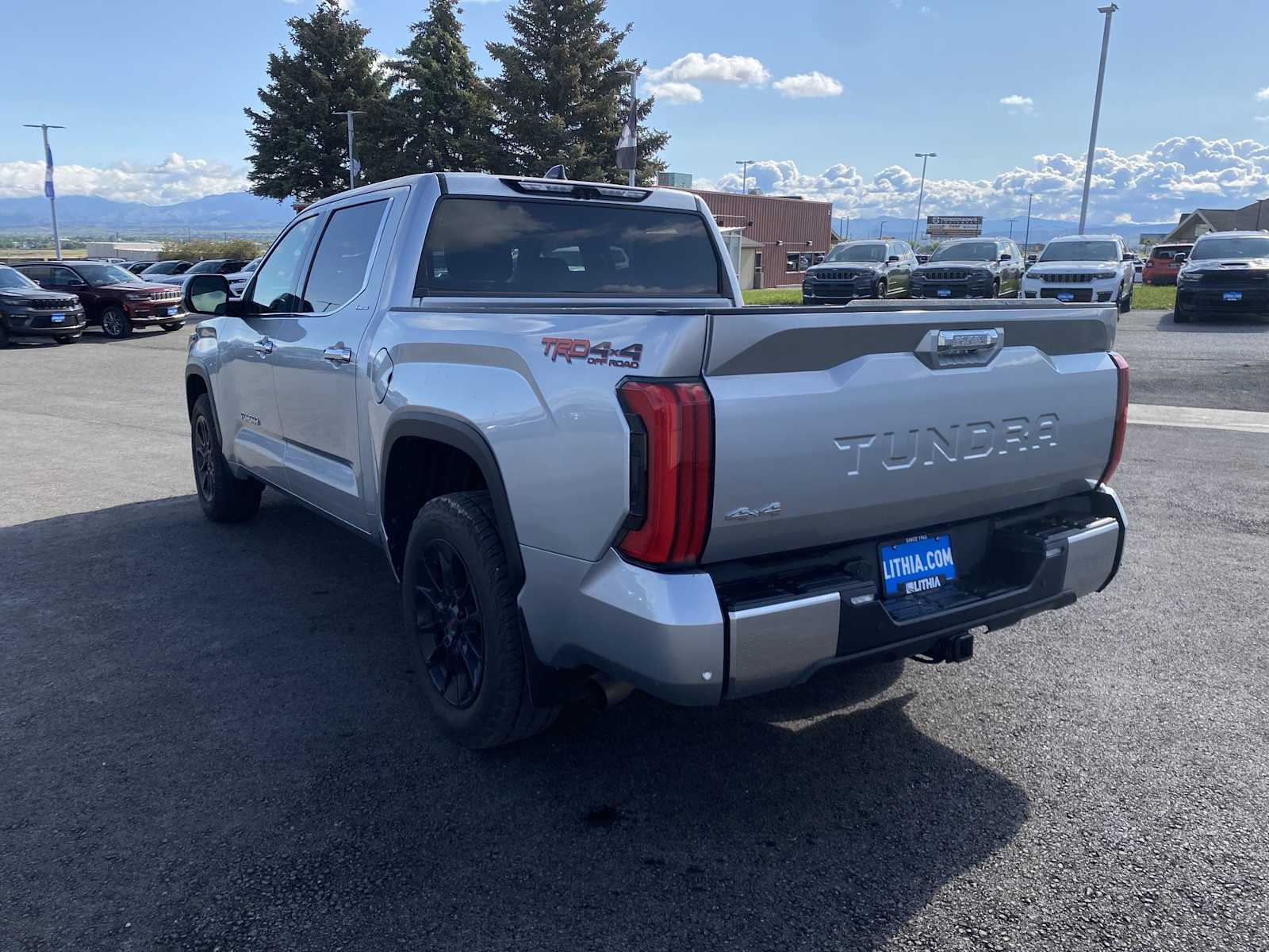 Thumbnail: 2023 Toyota Tundra - 11