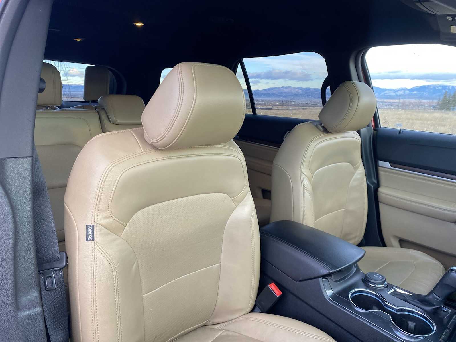 Thumbnail: 2016 Ford Explorer - 18