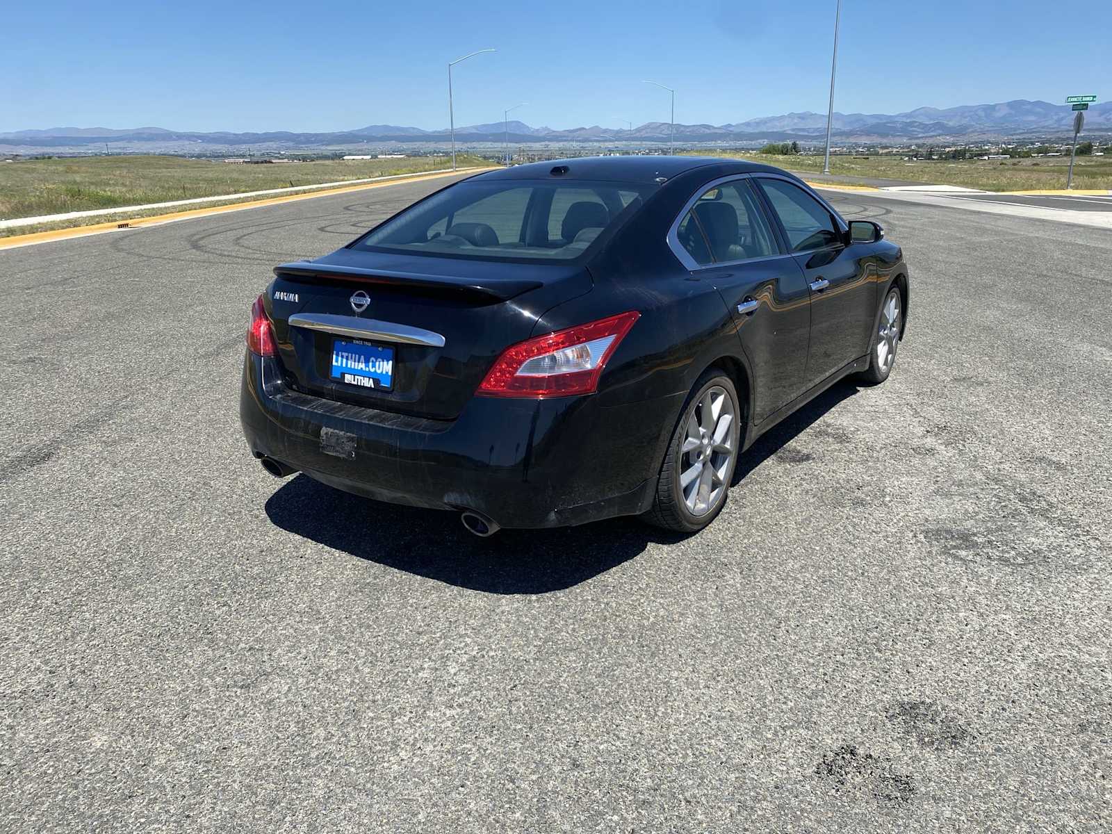 Thumbnail: 2011 Nissan Maxima - 12