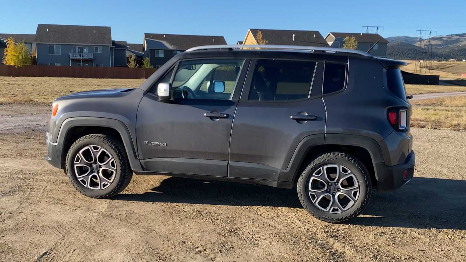 Thumbnail: 2017 Jeep Renegade - 7