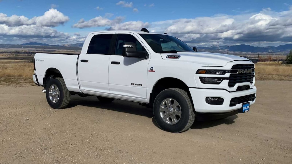 New 2026 Ram 2500 BIG HORN CREW CAB 4X4 6'4 BOX Pickup