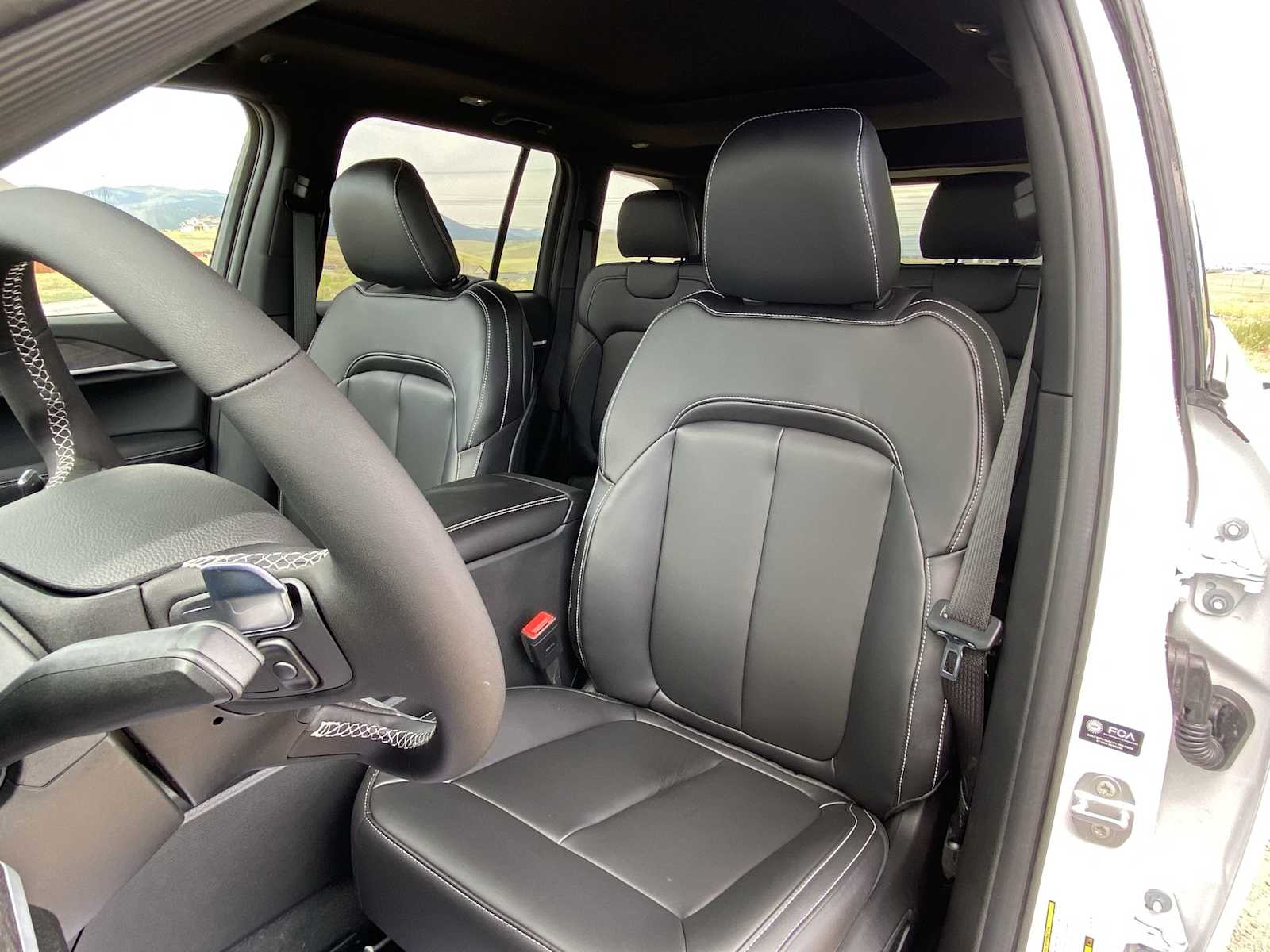 Thumbnail: 2025 Jeep Grand Cherokee - 15