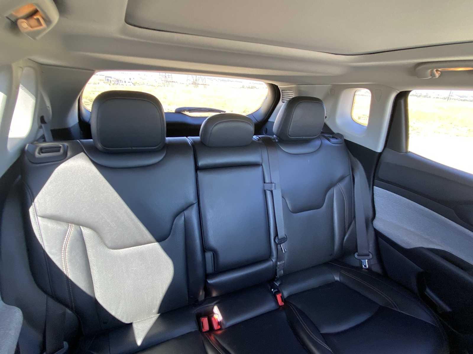 Thumbnail: 2022 Jeep Compass - 15