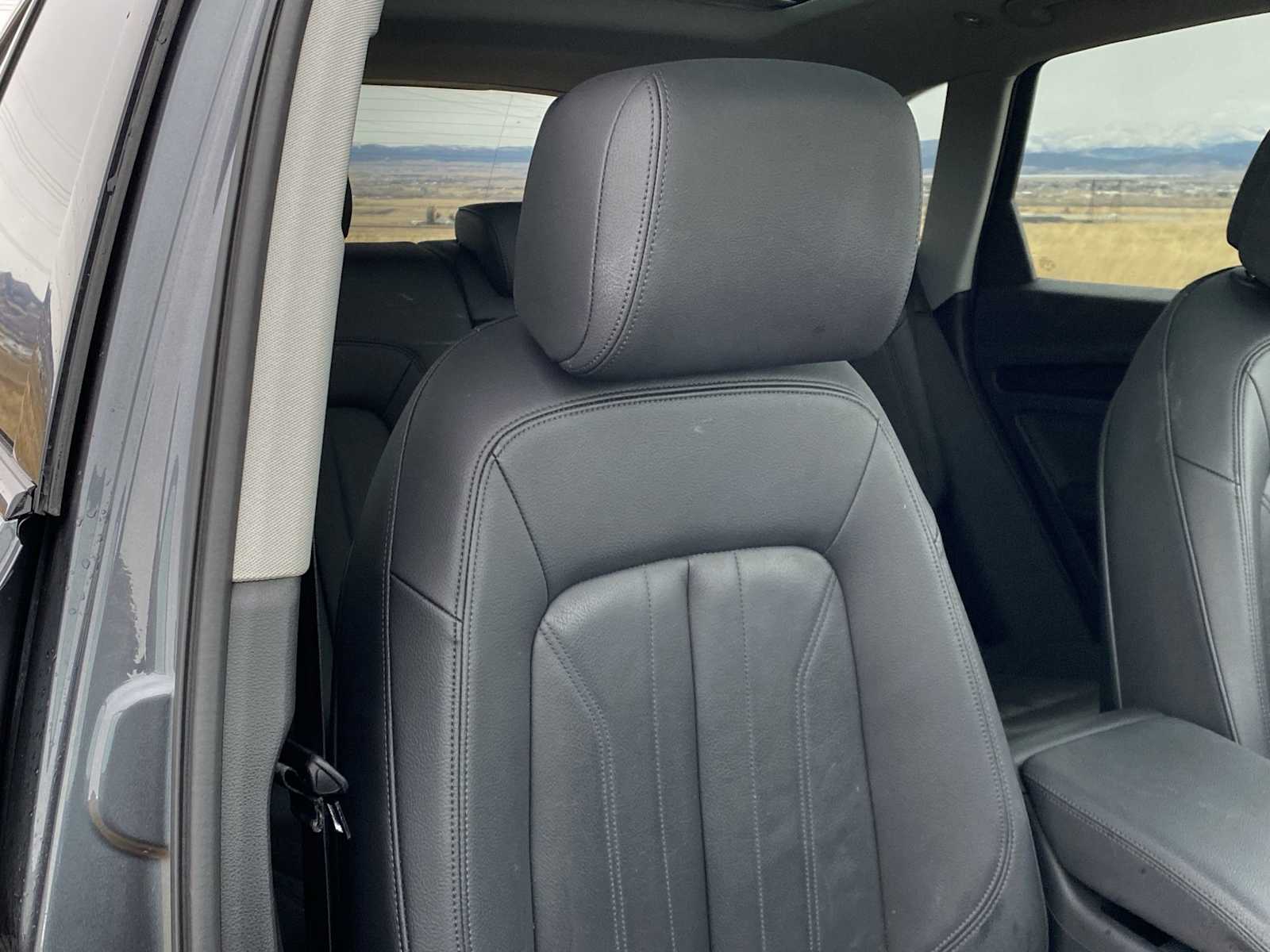 Thumbnail: 2020 Audi Q5 - 16