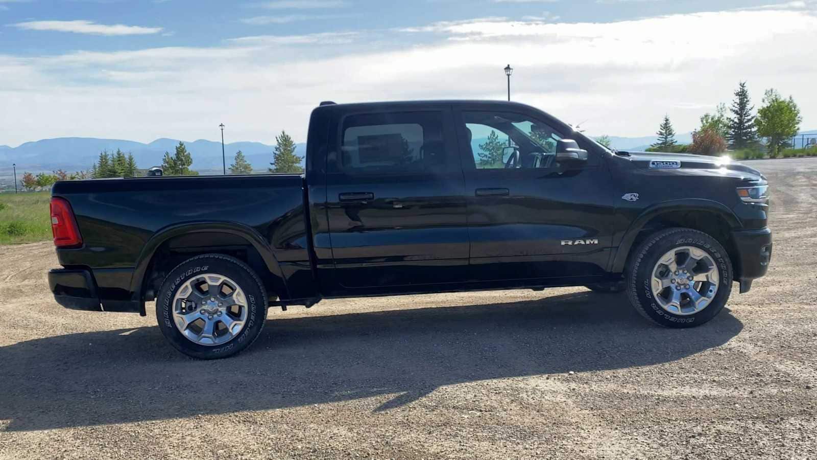 Thumbnail: 2026 RAM 1500 - 5