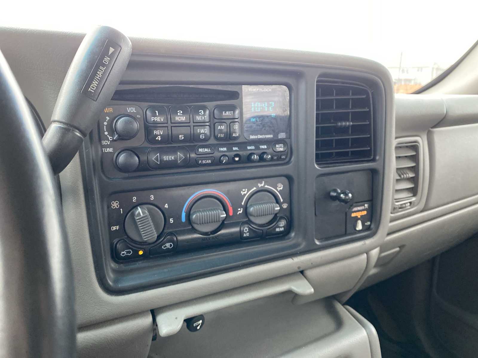 Thumbnail: 2000 Chevrolet Silverado 1500 - 18