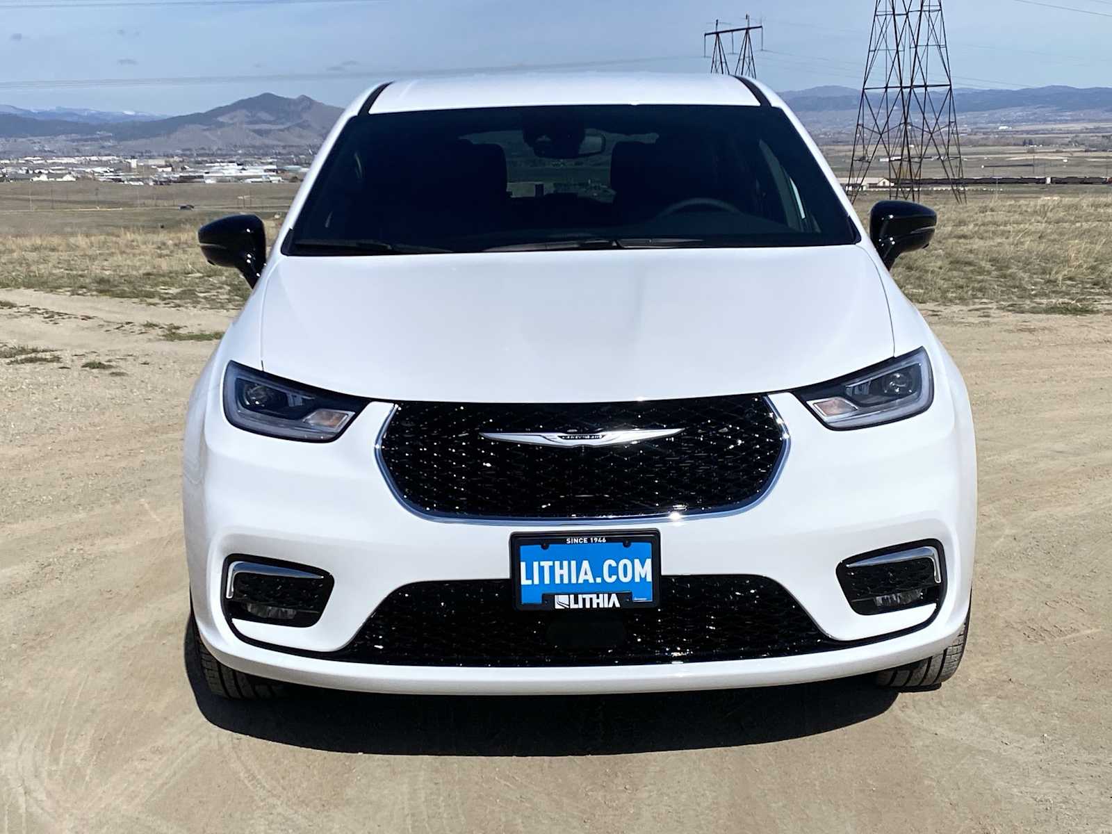 Thumbnail: 2026 Chrysler Pacifica - 10
