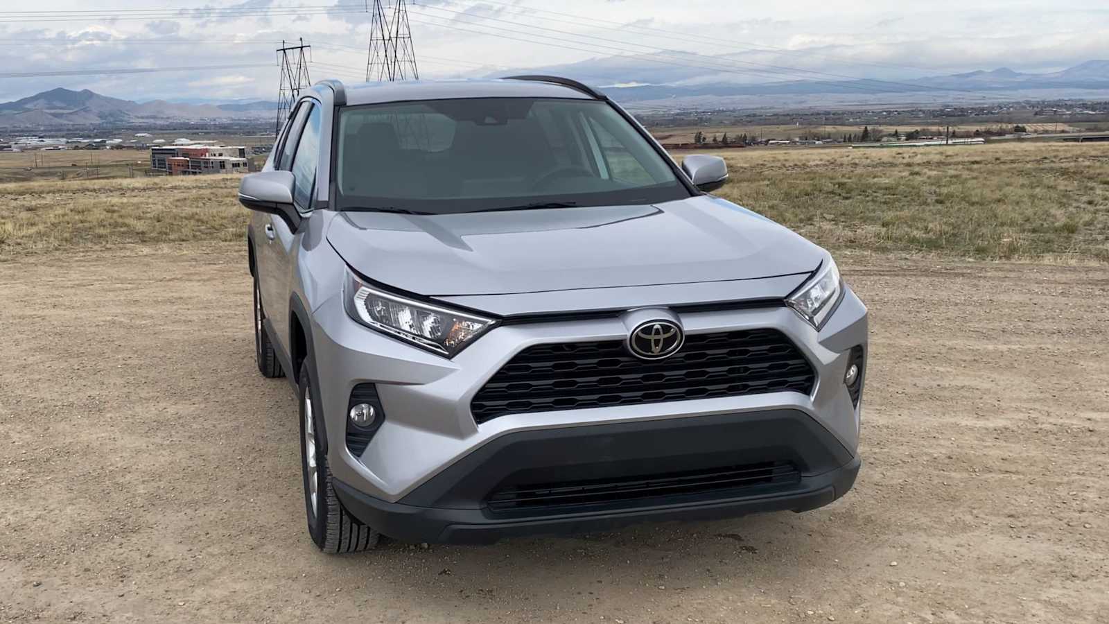Thumbnail: 2021 Toyota RAV4 - 3