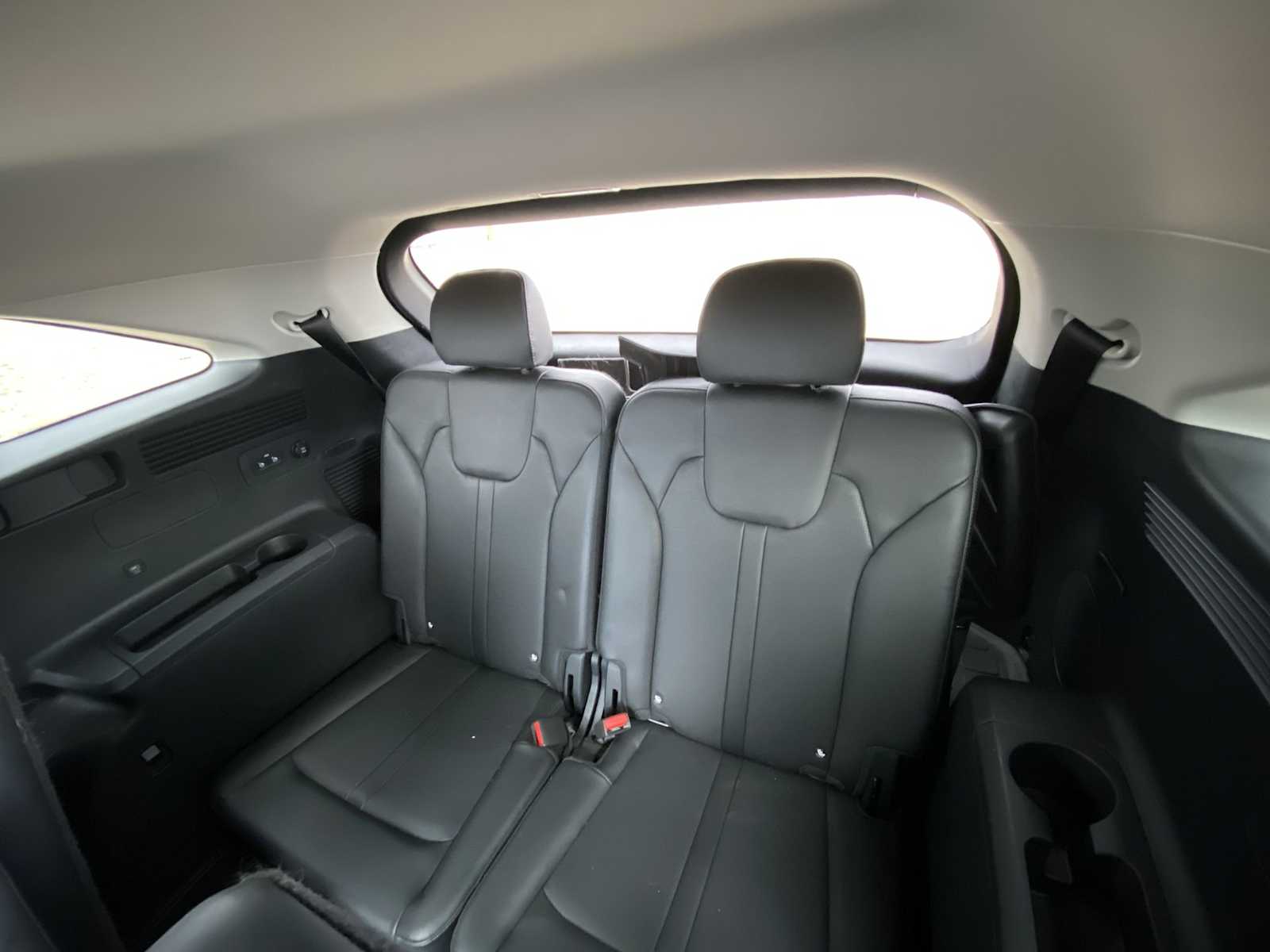 Thumbnail: 2024 Kia Sorento - 15