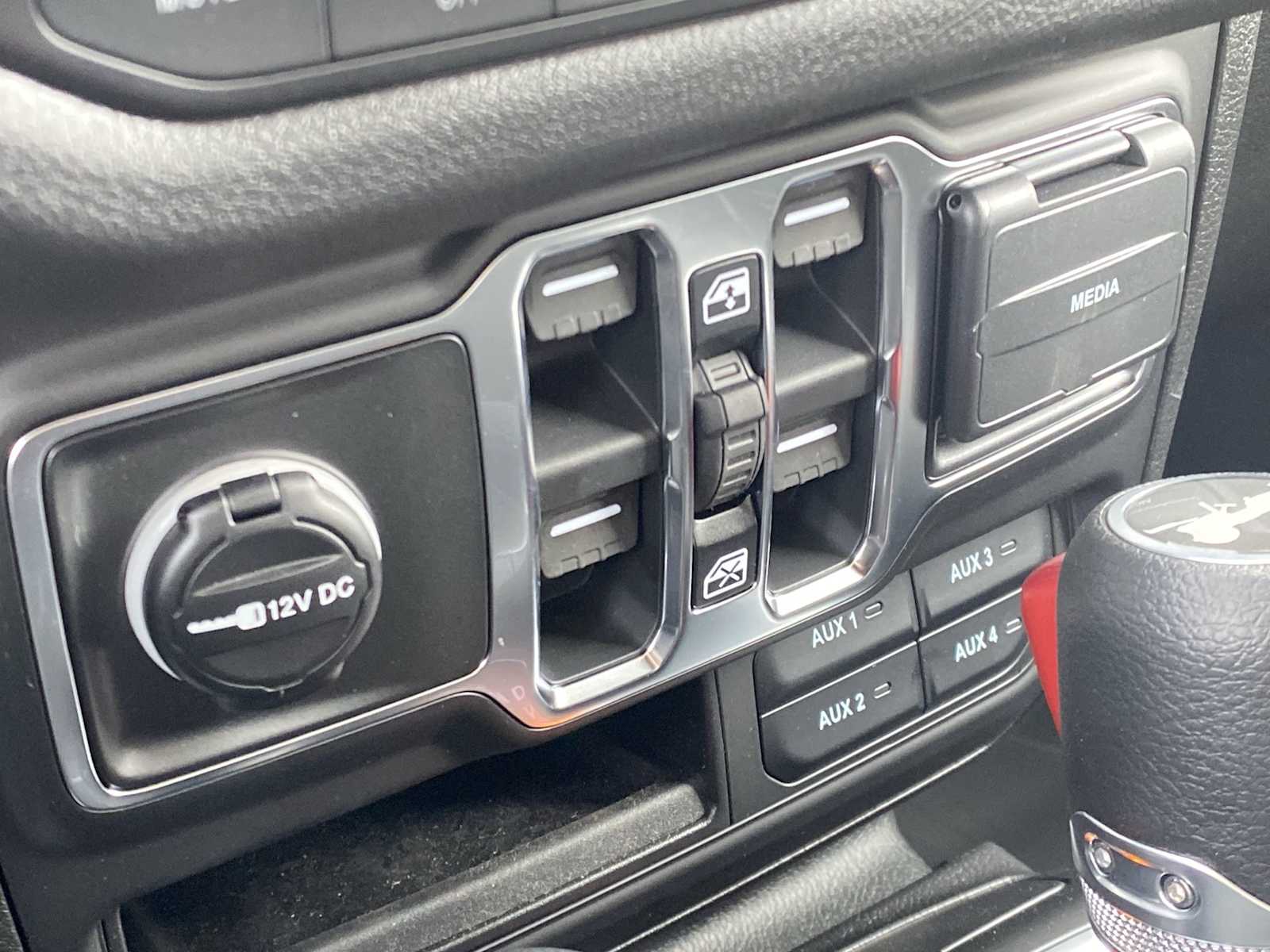 Thumbnail: 2026 Jeep Wrangler - 20