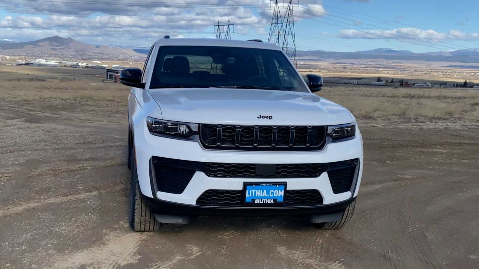 Thumbnail: 2026 Jeep Grand Cherokee - 3