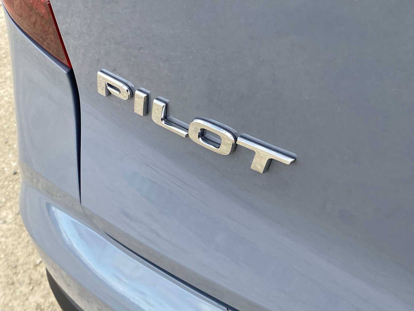 Thumbnail: 2022 Honda Pilot - 14