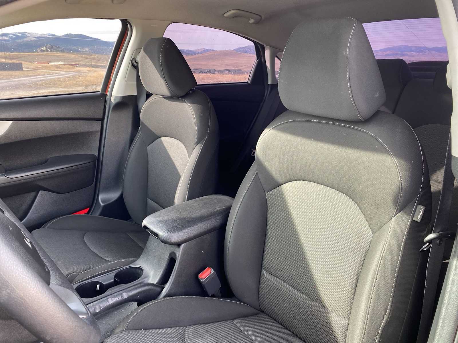 Thumbnail: 2023 Kia Forte - 16