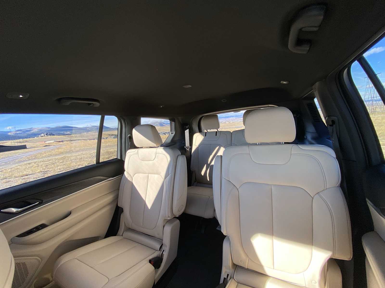 Thumbnail: 2025 Jeep Grand Cherokee - 16