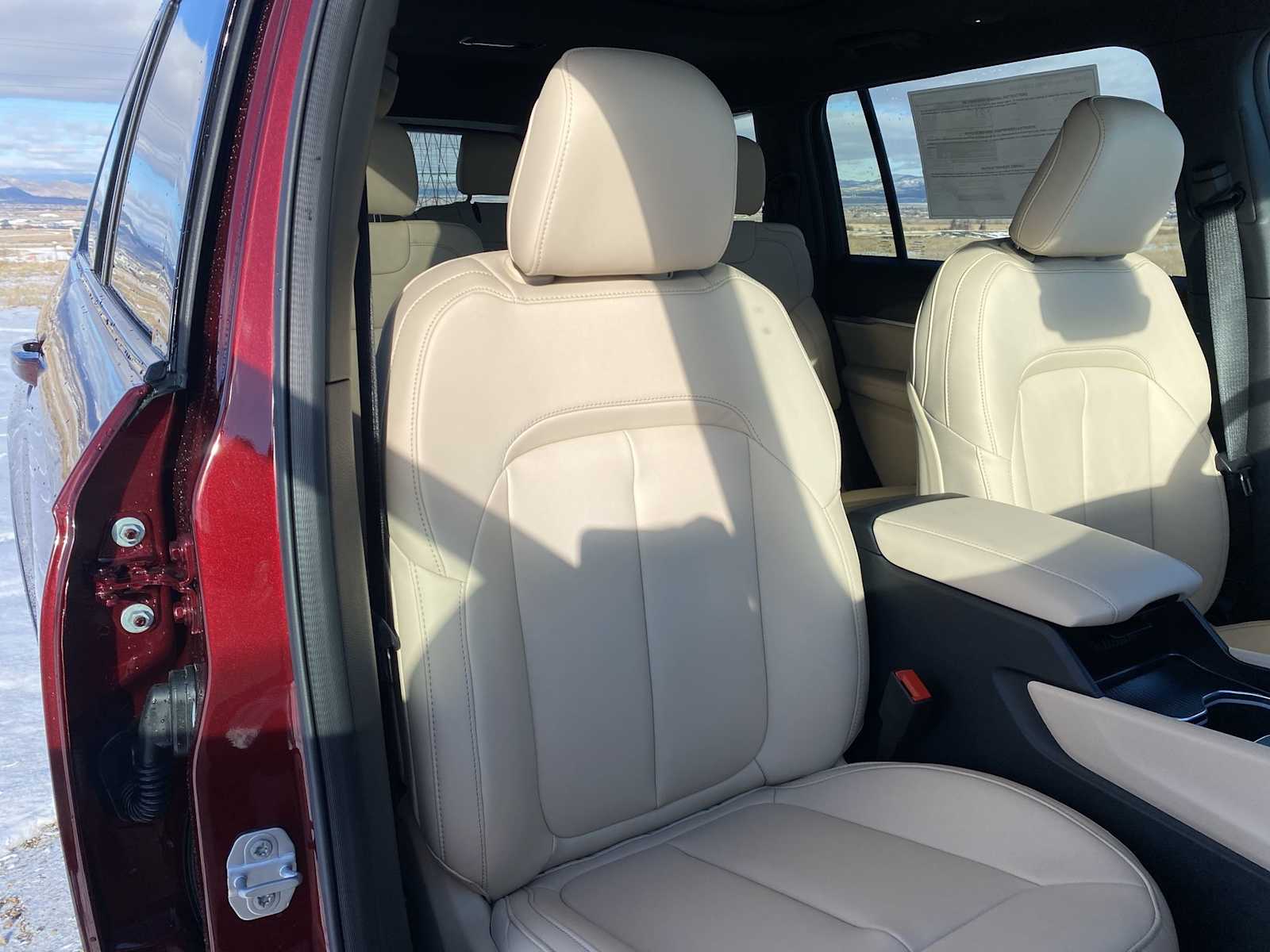 Thumbnail: 2025 Jeep Grand Cherokee - 18