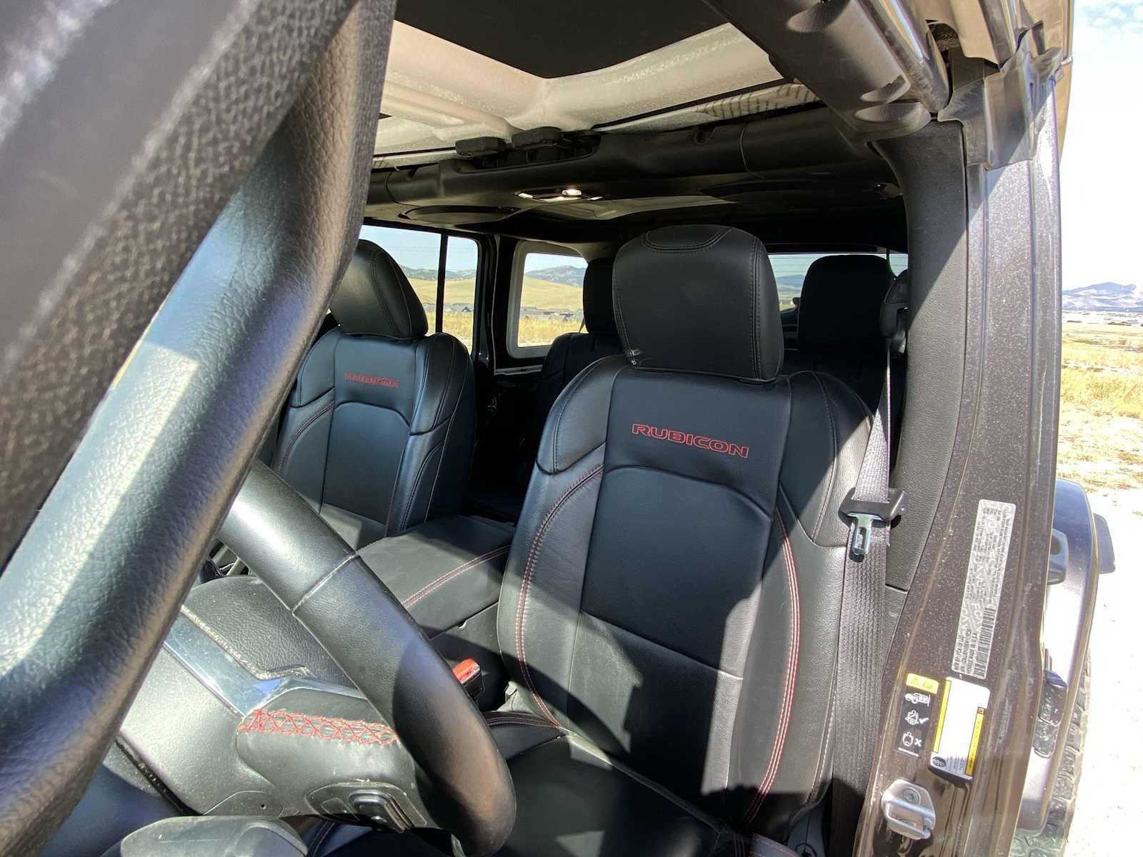 Thumbnail: 2022 Jeep Wrangler - 15