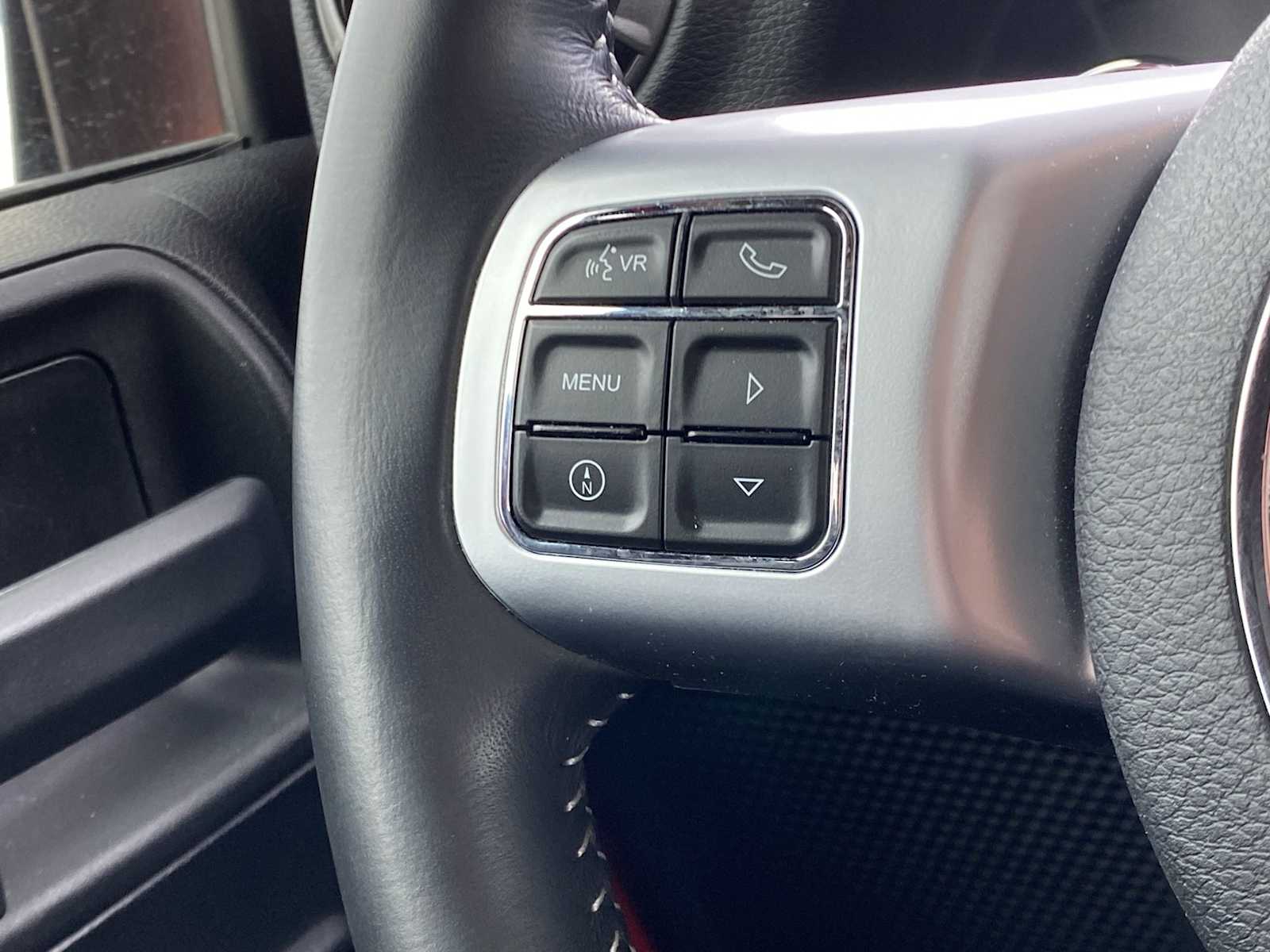 Thumbnail: 2018 Jeep Wrangler - 29