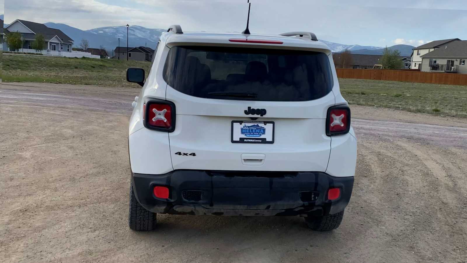 Thumbnail: 2018 Jeep Renegade - 7