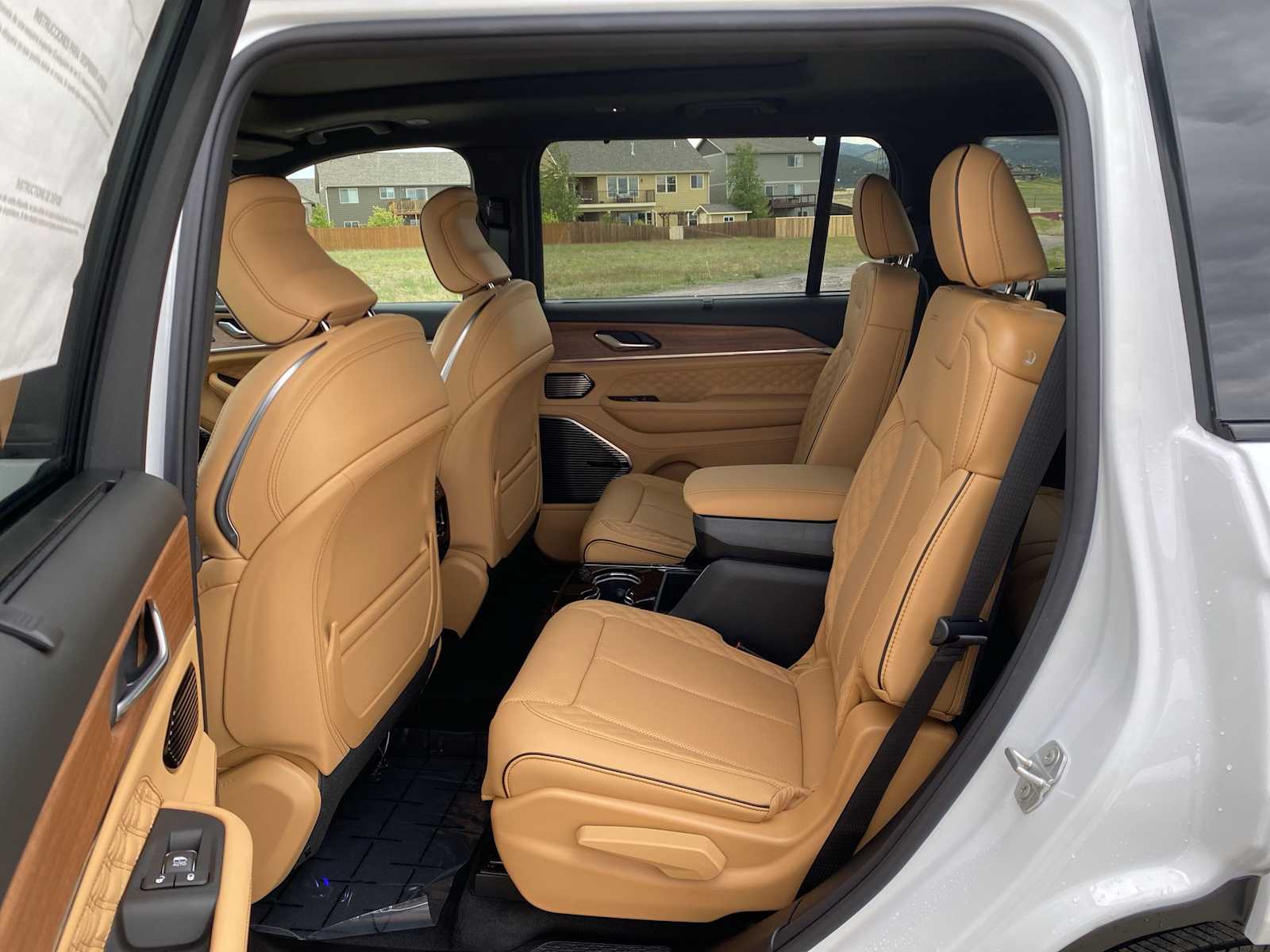 Thumbnail: 2026 Jeep Grand Cherokee - 38