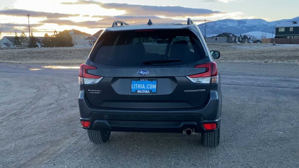 Used 2023 Subaru Forester Limited SUV