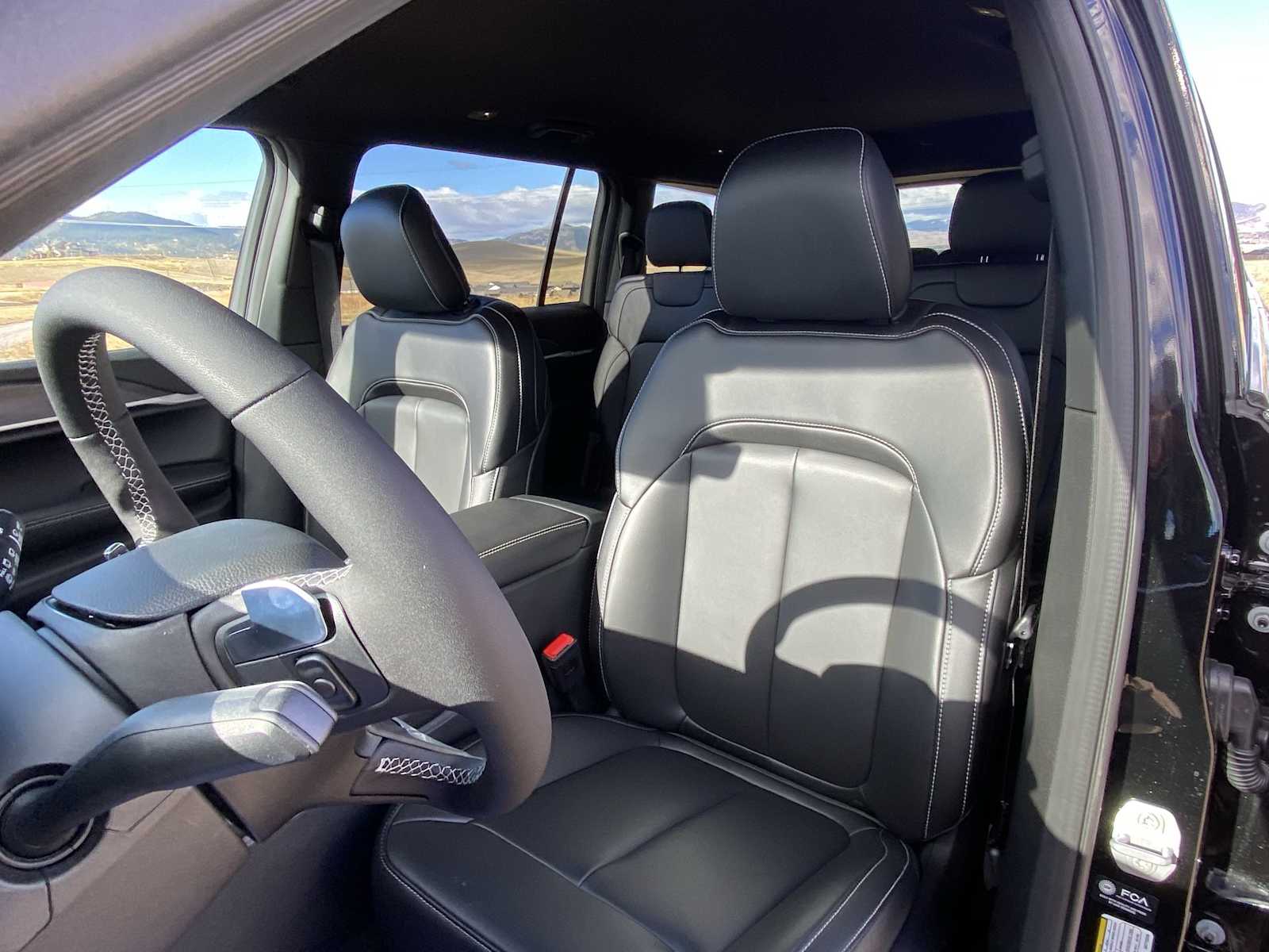 Thumbnail: 2025 Jeep Grand Cherokee - 15