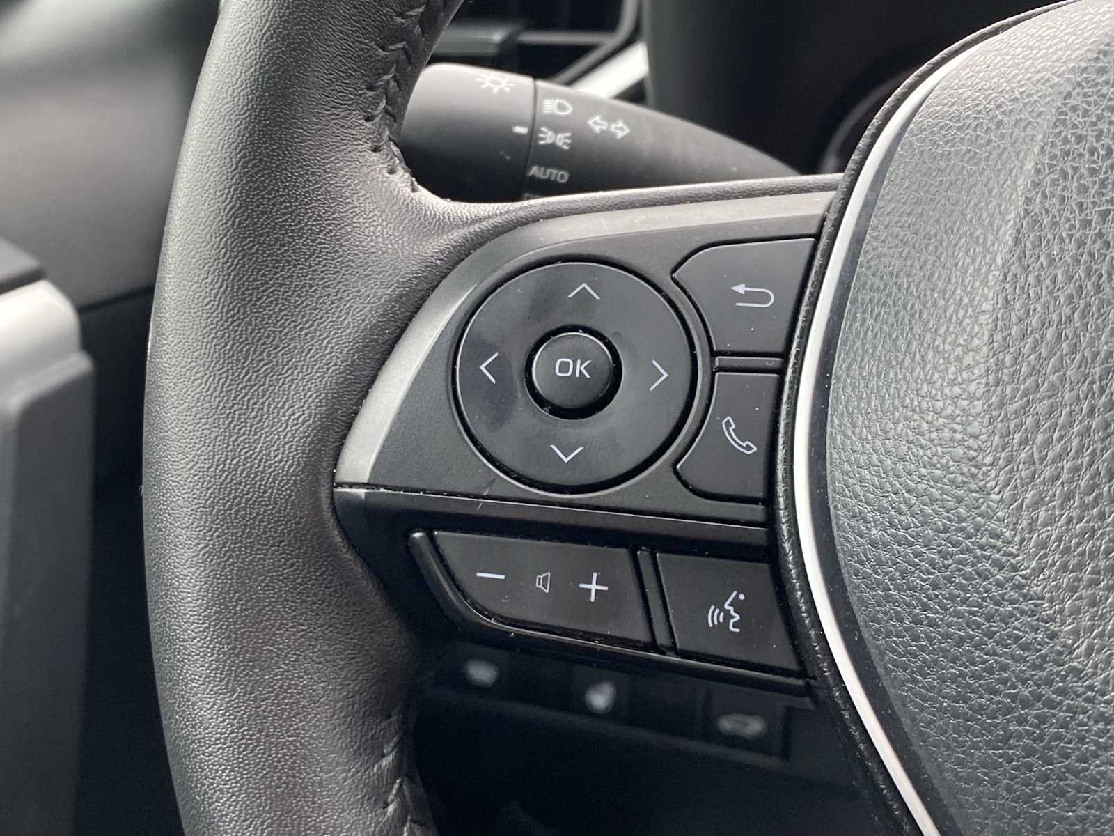 Thumbnail: 2023 Toyota RAV4 - 24