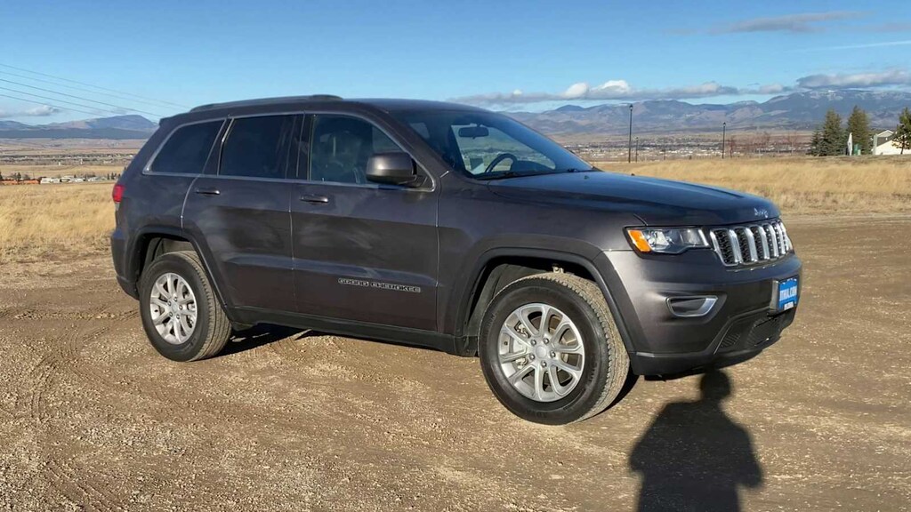 Used 2021 Jeep Grand Cherokee Laredo SUV