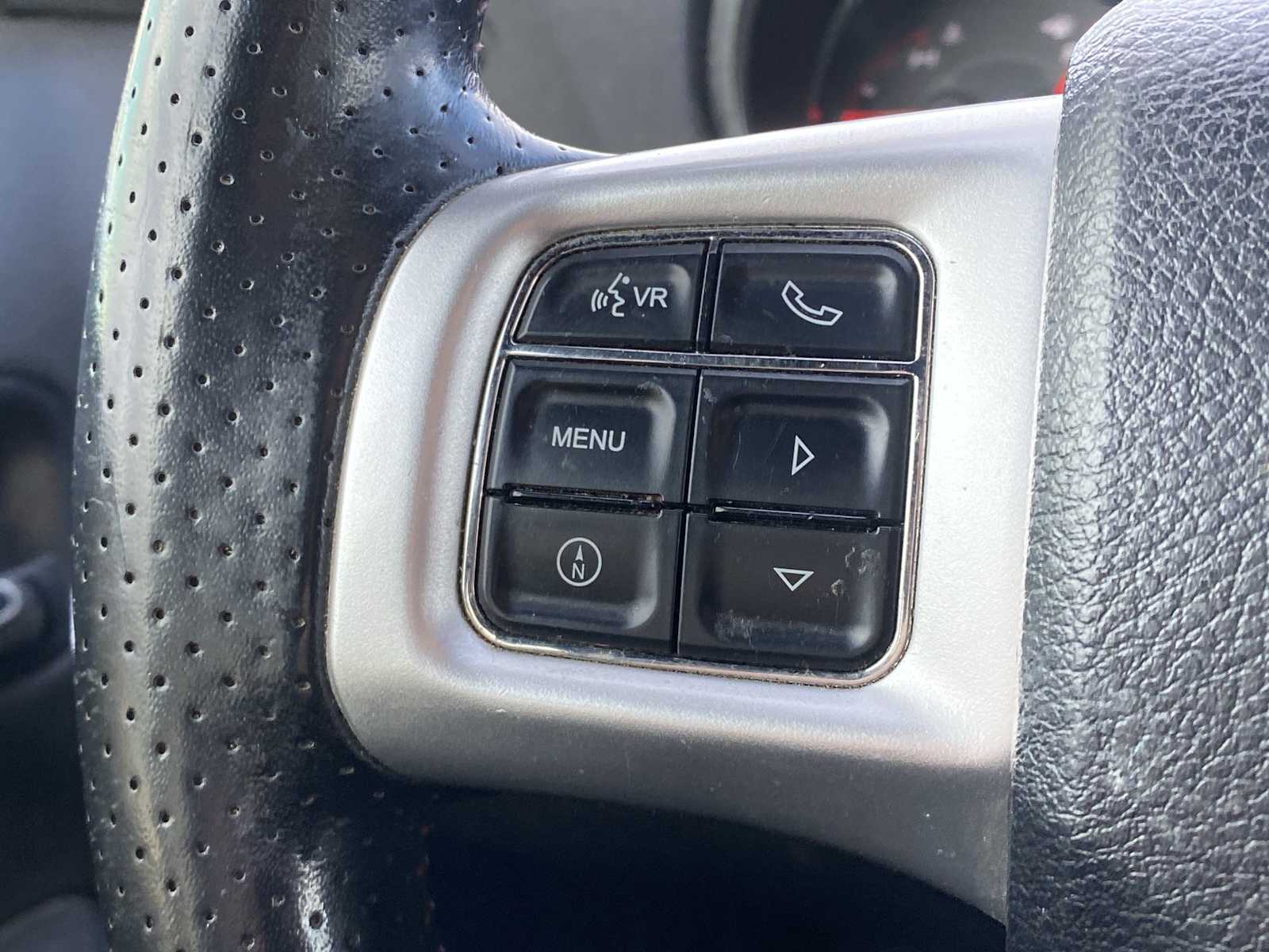 Thumbnail: 2012 Dodge Avenger - 20