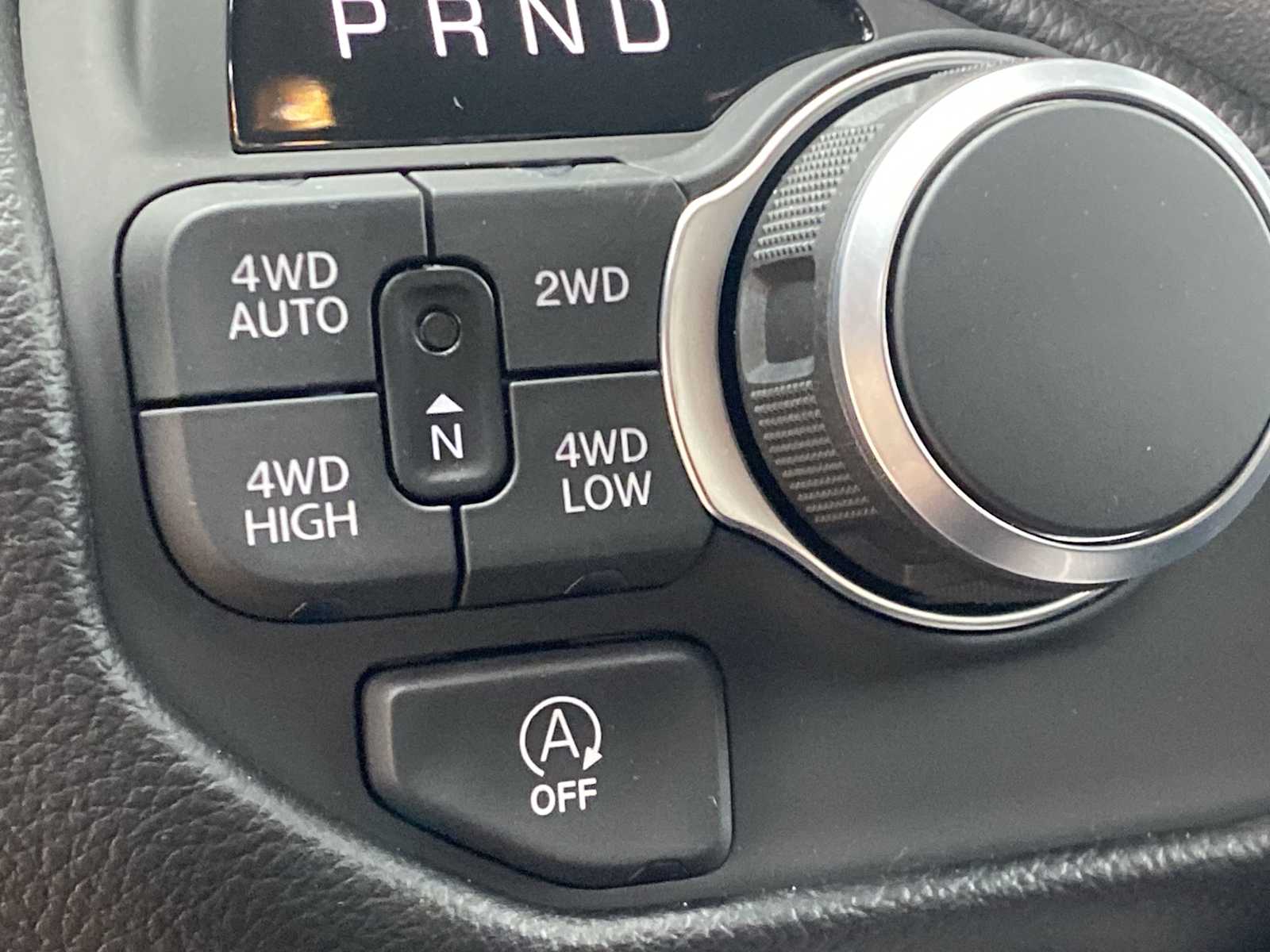 Thumbnail: 2026 RAM 1500 - 25