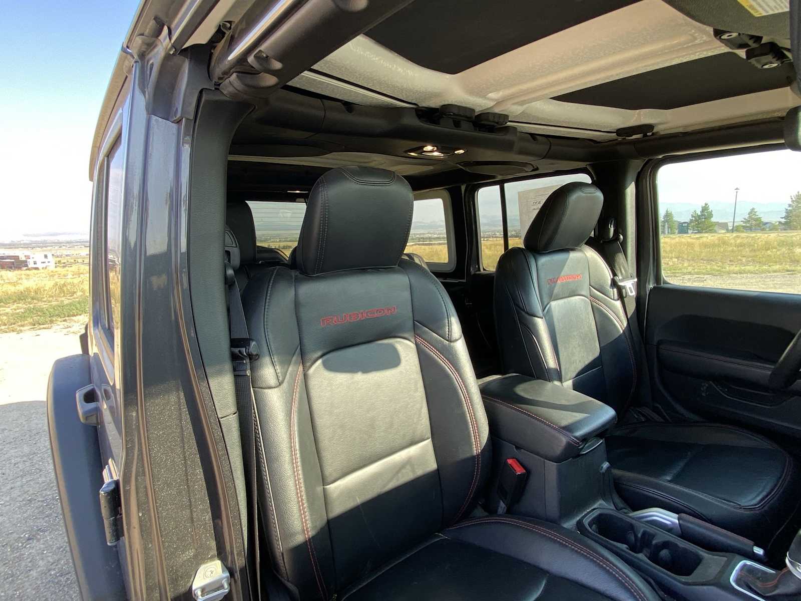 Thumbnail: 2019 Jeep Wrangler - 17