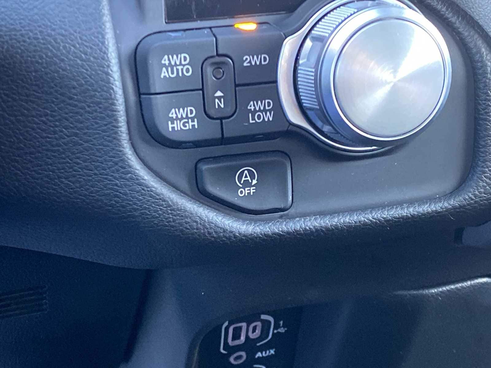 Thumbnail: 2025 RAM 1500 - 26