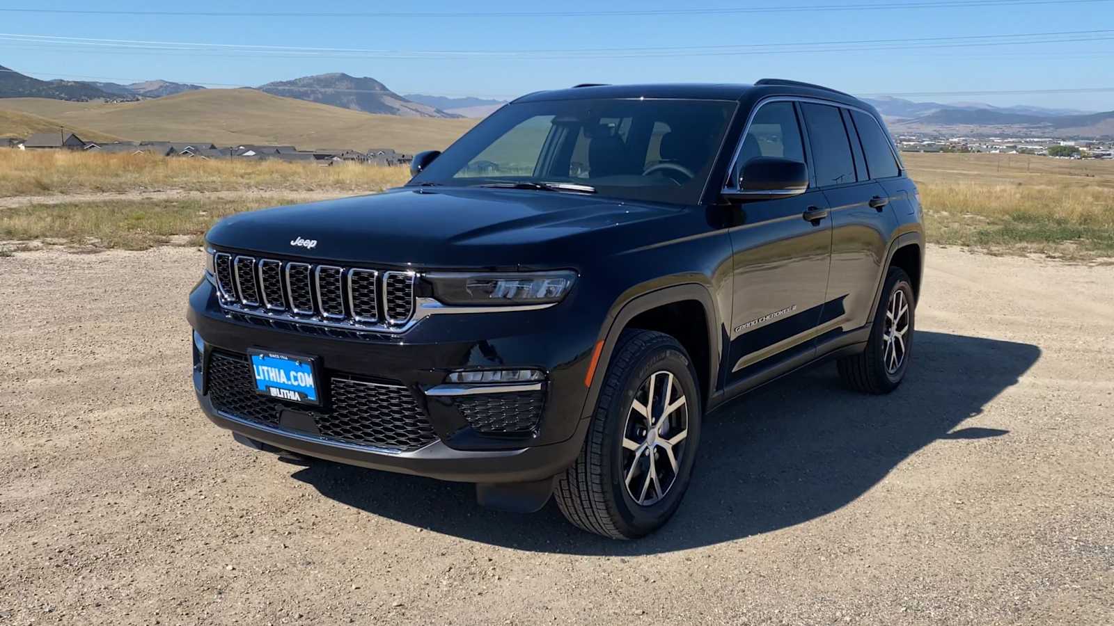 2025 Jeep Grand Cherokee Limited photo 4